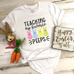 White T-shirt With Funny Text For Teacher Appreciation, Funny Easter Shirt, School Shirt Designs, My Favourite Teacher, Daycare Teacher, Easter Tees, Diy Sweatshirt, Easter T Shirts