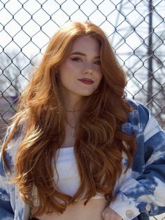 Auburn Hair Character Inspiration, Bronze Hair Color, Hair Styles For Short Hair, Red Hair Inspiration, Styles For Short Hair, Short Red Hair, Natural Red Hair, Pretty Redhead, Red Haired Beauty