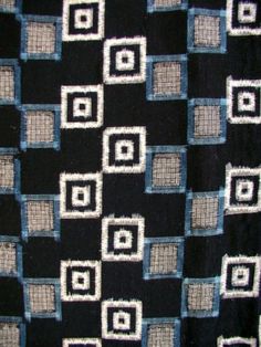 detail of INDIGO KASURI COTTON KIMONO. HOMESPUN, HANDWOVEN COTTON  RESISTED AND VAT-DYED IN BOTANICAL INDIGO  NESTED SQUARES, SANKUZUSHI LATTICES  SAN-IN REGION, LATE 19C/EARLY 20C Kolkata Saree, Fibre And Fabric, Chinoiserie Wallpaper, Geometric Pattern Design, Learn Embroidery, Japanese Embroidery, Cotton Kimono