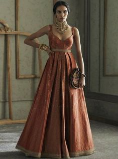 Indian Style Dresses Gowns, Brocade Outfits Indian, Indian Outfit Designs, Brocade Indian Outfits, Dress Pattern Gown, Brocade Lehenga Party Wear, Brocade Gown Indian, New Indian Outfits, Sabyasachi Anarkali Gowns