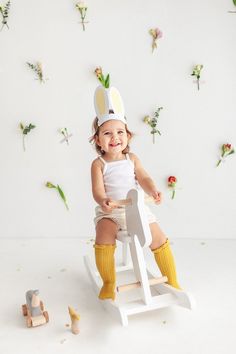 Мои Девочки «Цветочки». Детский фотограф в Самаре Studio Mini Sessions, Baby Shower Balloon Decorations, Easter Photoshoot, Easter Photography, Toddler Photoshoot, Kids Studio, Baby Boy Photography, Spring Kids, Baby Trend