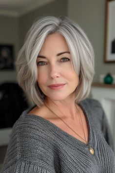 Pretty Short Hair, Gorgeous Gray Hair, Grey Hair Inspiration, Beautiful Gray Hair, Grey Hair Styles For Women, Mom Hairstyles, Haircuts For Medium Hair