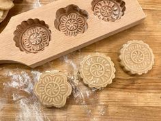 Cut-Out Shortbread Cookies Deliciously Simple: A Perfect Treat - The Everyday Farmhouse Kaleidoscope Design, Bee Wax, Embossed Rolling Pin, Salt Dough Ornaments, Dough Ornaments, Ornament Cookies, Cookie Mold, Christmas Mantel Decorations, Gingerbread Cookie