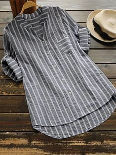 b147a61c1d07c1c999560f62add6dbc7desc43644271ri Formal Blouses, Dresses Coats, Striped Casual Dresses, Straight Clothes, Outfit Chic, Classic Blouses, Tops Long Sleeve, Mode Casual, Casual Stripes