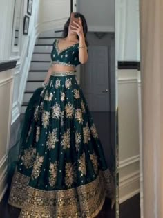 The dark green satin Lehenga Choli, adorned with intricate sequin work, features a stunning border design that adds a touch of elegance. Perfect for all occasions, this outfit is complemented by an elegant net dupatta, beautifully crafted with detailed border work on all four sides, enhancing its sophisticated appeal. *👗Lengha  details* *Fabric*   : Japan satin *Work*.    : thread with Sequins *Size*      : Up to 44 *Inner*.    : Micro *Lehenga Type* : Semi-Stitch *Flair.    : 3 MTR *canvas  pa Satin Lengha, Satin Lehenga Choli, Satin Lehenga, Lehenga Saree Design, Desi Wedding Dresses, Stitched Lehenga, Lehenga Designs Simple