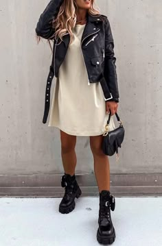 Dress With T Shirt Underneath, Shirt Dress And Boots Outfit, Outfit Ideas With Crop Tops, Fashion For Fall 2024, Casual 2024 Outfits, Fall Outfit Inspo Plus Size, Outfits 2024 Summer, Fashion For Women In Their 30s, Style For Tall Women