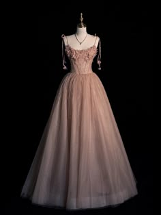 Old Style Prom Dresses, Hogwarts Yule Ball Dress Aesthetic, Yule Ball Dress Aesthetic, Ball Dress Aesthetic, 16th Dress, Yule Ball Dress Ideas, Themed Prom Dresses, Debut Dresses, Modern Gown