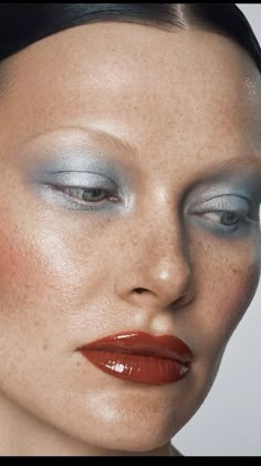 Everyday Editorial Makeup, Editorial Runway Makeup, Editorial Wedding Makeup, Metallic Editorial, Muted Makeup, Editorial Makeup Photography, Wet Eyeshadow, Beauty Editorial Makeup