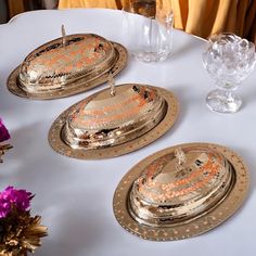 This stunning copper plate is the perfect addition to any kitchen.  Its oval shape and modern style make it a versatile piece that can be used for all occasions.  The plate has one compartment and comes with a lid, making it ideal for serving dishes or as a decorative piece.  Hand Crafted with high-quality copper material and finished with a beautiful copper tone, this plate is both durable and stylish. Add this copper plate to your dining set today! Inside is tinned Hand wash 100% Handmade Copper All of our products are handmade. Therefore, there may be partial differences from the patterns in the product photos. Dinning Plate, Modern Tableware, Copper Plate, Elegant Dinner, Dinner Set, Serving Plate, Copper Material, Handmade Copper, Dinner Sets