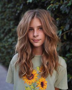 Long Hair With Face Framing Pieces, Layers For Medium Length Hair, Teen Hair, Collarbone Length Hair, Wavy Layered Hair, Bangs Wavy Hair, Layered Curly Hair, Framing Layers, Medium Layered Hair