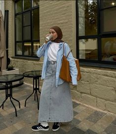 Blue Denim skirt, Modest Outfit, hijab, polène bag, summer fit, university outfit  Credit: @aishaatau Modest Outfits Winter, Fit University, Modest Outfits Muslim, University Outfit, Stylish Hijab, Fashion Top Outfits, Hijabi Style, Casual Hijab Outfit