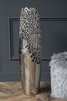 Vendela Coral Small Vase, Aluminium, Silver Tall Vases Decor Living Room, Vases Decor Living Room, Floor Standing Vase, Luxury Vase, The Vessel, Bedside Night Stands, Plant Vase, Metal Vase, Chandelier Floor Lamp