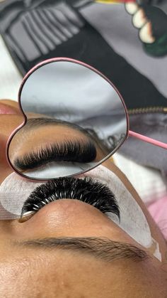 Volume lashes Lash Tech Motivation, Lash Tech Wallpaper, Lash Tech Studio, Fusion Lashes, Lashing Aesthetic, Lash Tech Posts, Lashes Picture, Lash Tech Photoshoot Ideas, Lash Business Aesthetic