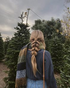 Spunky Hairstyles, Oregon Outfits, Midwest Winter, Fall Hairstyles, Hair Fixing, Christmas Hairstyles, Holiday Hairstyles, Casual Hairstyles