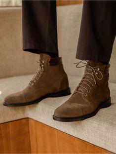 Lace-up Ankle Boots - Gilford - Khaki Brown - Men - Bobbies Mens Suede Boots, Leather Lace Up Boots, Brown Colour, Lace Up Ankle Boots, Stitching Leather, Color Khaki, Suede Boots, Brown Suede, Winter Season