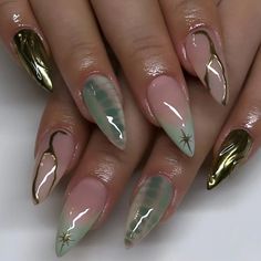 FREE SHIPPING ON ORDERS $9.95+ Buy 3 Get 1 More Free CODE: 4YOU Buy 5 Get 5 More Free CODE: 5FREE Green French, Nagel Tips, Y2k Nails, Fake Nails With Glue, French Nail, Almond Nail, Stick On Nails, Autumn Nails, Manicure Set