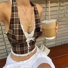 Backless Tank Top, Summer Crop Tops, Backless Design, Cropped Tops, Halter Crop Top, Vest Outfits, Vintage Plaid, Retro Vibe