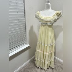 Please Review All Pictures For Measurements Fill Length 55” Size Tag Says 9, Seem Like A S/M Cottagecore Victorian, Gunne Sax, Vintage Apparel, Tiered Dress, Size Tag, Vintage Outfits, Colorful Dresses, Womens Dresses, Cream