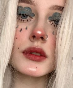 Rain Eye Makeup, Lip Makeup Art, Halloween Lip Makeup, Lip Makeup Ideas, Artsy Makeup, Vampire Bride, Funky Makeup, Halloween Costume Idea, Swag Makeup