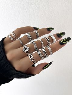 Silver    Zinc Alloy   Embellished   Jewelry Boho Punk, Ring Sets Boho, Edgy Jewelry, Jewelry Model, Rings Jewelry Fashion, Hand Jewelry, Tai Chi, Stylish Jewelry, Pretty Jewellery