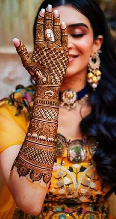 stylish mehndi design Traditional Mehndi Designs, Rajasthani Mehndi Designs, Indian Mehndi Designs, Mehndi Designs 2018, New Bridal Mehndi Designs, Bridal Mehendi Designs Hands, Rose Mehndi Designs, Bridal Henna Designs, Modern Mehndi Designs