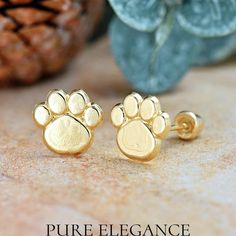 Paw Earrings, Cute Paw Print, Clean Gold Jewelry, Jewelry Cleaning, Jewelry Cleaning Solution, Dog Earrings, Sell Gold, Screw Back Earrings, Cleaning Products