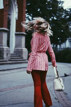 Outfit ideas, Outfit for women, Fashion Blogger, Red Bell Bottoms, Flares Pants, Boho Style, Boho Fashion, Summer 2018. Outfit For Women, Boho Fashion Summer, Ideas Outfit, Style Boho