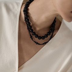 Product Details: Craftsmanship: silver plated Material: black agate 14mm Size: Necklace inner circumference 42cm Weight: 105g Black Beads Necklace, Buckle Necklace, Black Onyx Necklace, Gemstone Beaded Necklace, Onyx Necklace, Onyx Bead, Black Agate, Neutral Fashion, Recycled Sterling Silver