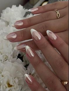 Ballet French Tip Nails, White French Tip With Chrome, White French Tip Chrome, Paznokcie Hello Kitty, Hoco Nails, Chrome Nails Designs, Makijaż Smokey Eye