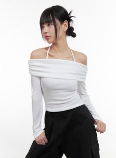 Product Detail Style : Street, Acubi Type : TShirts Print : Solid Material : Polyester, Spandex Sleeve : Long sleeve Neck : Off shoulder, Halter neck Length : Crop Fit : Slim fit Polyester 95 Spandex 5 Color : White, Black Made in Korea Model Size Model is wearing size S/M and the color White. Height : 5'6" | 167cm / Top : S / Bottom : S (26 inch) .prddescription table, .prddescription td, .prddescription th { border : 1px solid black; border-collapse : collapse; padding: 10px; } Size(Inch) Size Off The Shoulder White Top Outfits, Low Rise Jeans Bootcut, Acubi Style, White Off The Shoulder Top, Festival Trends, Off The Shoulder Tops, Off Shoulder Shirt, Poses Reference, White Off Shoulder