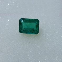 20% off on Natural Emerald (Panna) Stone in New Delhi - Gems Wisdom New Delhi, Natural Emerald