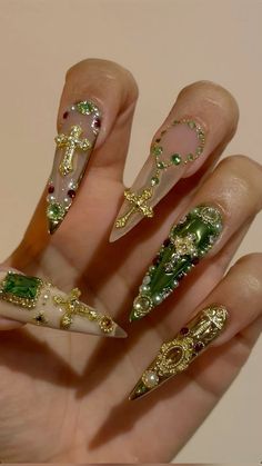 Green Jewel Nails, Nails With Gems On Them, Over The Top Nails, Stiletto Nails Gold, Green Baddie Nails, Green Nails Aesthetic, Junk Nails, Nail Jewels, Green Nail