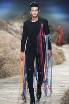 Avante Garde Fashion Men, Men Avant Garde Fashion, Mens Avant Garde Fashion, Avant Garde Mens Fashion, Avante Garde Mens Fashion, Mens Avante Garde Fashion, Mens Fashion Avant Garde, Male Runway Fashion, Mens Costume Ideas