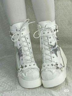 Edgy White High Ankle Boots, Edgy White Platform Boots With Round Toe, White High-top Leather Mid-calf Boots, White Leather High-top Mid-calf Boots, Edgy White Winter Boots, White High-top Platform Boots, White Platform High-top Boots, Edgy White Lace-up Boots, White Edgy Ankle-high Boots