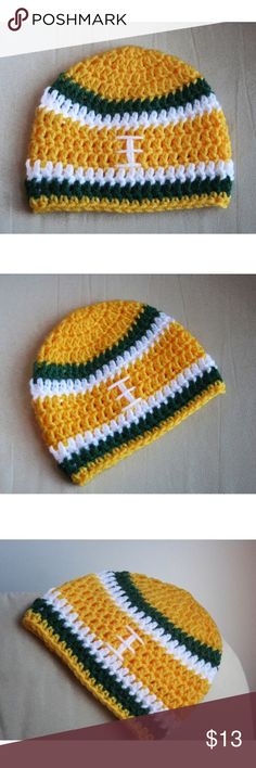 two crocheted hats are shown in three different colors, one yellow and the other green