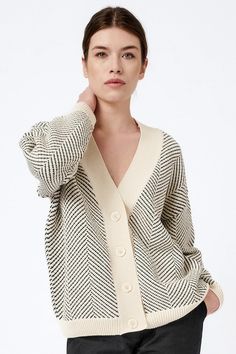 Shop the look – Mila.Vert Luxury Nordic Wool Cardigan, Beige Fair Isle Long Sleeve Cardigan, Luxury Jacquard Knit Cotton Cardigan, Wool Jacquard Knit Long Sleeve Cardigan, Jacquard Knit Long Sleeve Cardigan, Timeless Show, Vertical Lines, Vegan Fashion