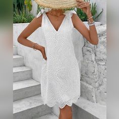 New Boho Eyelet Lace Relaxed Cami Dress White * Sleeveless * Tie Shoulder Strap Detail * V Neck * Short Skirt * Sheer Scalloped Lace Hem * Lined * Relaxed Shift Fit *Approximate Unstretched Measurements* Small (4) * Bust 37" * Length 34.5" Medium (6) * Bust 38.5" * Length 34.5" Large (8/10) * Bust 40.75" * Length 35" Xl (12) * Bust 43.25" * Length 35.25" In Transit ** Will Ship In Approx 7- 10 Days Fabric : Lace Poly Color : White #Spring Summer Sundress Sun Dress Strappy Fall Trip Frilly Girly Summer Sundress, Lace Hem, Eyelet Lace, Festival Dress, Black Shirt Dress, White Sleeveless, Scalloped Lace, Sun Dress, Pretty And Cute