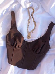 We are so obsessed with this Brown Corset Top! This Vintage Corset Top will add a splash of uniqueness to your wardrobe! This Y2k top is so cute and ready for your next Instagram picture! ( selling fast Corset top, back zipper closure, very stretchy, built in lining 📏 Make sure you refer to the size chart from the last photo BEFORE placing your order Check out the rest of our inventory at: www.etsy.com/shop/TotalBabeTB ♡ SAVE up to 50% OFF when you sign up for our newsletter, It takes 2 seconds Brown Corset Top, Y2k Corset Top, Corset Top Outfit, Brown Corset, Corset Outfit, Top Bustier, Mode Zara, Corset Fashion, Vintage Corset