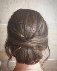 Mid Bun Updo, Bridesmaid Hair Updo Brunette, Maid Of Honor Updo, Hair Upstyles Wedding, Low Updo Wedding Hair, Upstyle Wedding Hair, Clean Updo, Bridal Low Bun