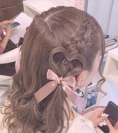 #cutecat Peinados Fáciles Para Cabello Corto, Dream Hair, Aesthetic Hair, Hairstyles Haircuts, Melanie Martinez, Hair Designs, Pretty Hairstyles