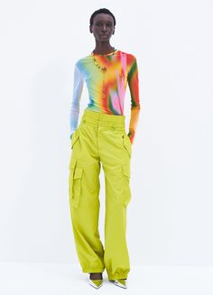 Have you tried our Double Waistband Cargo Pants? This is one streetwear staple that you will pair back to everything in your closet. Quirky Maximalist, Loud Fashion, Gen Z Fashion, Maximalist Fashion, Yellow Streetwear, Avant Garde Fashion, Scarf Tying, Gen Z, Have You Tried