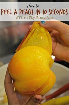 a person holding an orange in their hand with the words how to peel a peach in 10 seconds