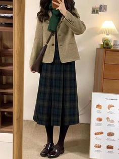 Dark Academia Maxi Skirt Outfit, Midi Skirt Inspiration, Korean Fall Fashion Women, Feminine Academia Outfits, Korean Cottagecore Outfit, Plaid Wool Skirt Outfit, Modest Midi Skirt Outfits, Cottage Core Work Outfit, Long Skirts Winter Outfit