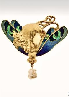 René Lalique | Art Nouveau ’Dragonfly Woman’ Brooch, c1897-99, composed of gold/ enamel/ chalcedony/ blister pearl Dragonfly Brooch