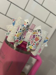 Glitter tumbler bow.  Fits Stanley Tumblers.  Couldn't find what I wanted so just started making bows.  More to come! Making Bows, Just Start, Best Day Ever, How To Make Bows, Pink Blue, Blue Black, Straw, Tumbler