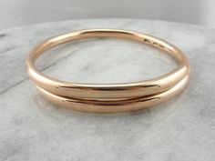 Spectacular Rose Gold English Bangle Bracelet Q0JV36-P Expensive Jewelry Luxury, Expensive Jewelry, Eternity Bands, New Hampshire, Bangle Bracelet, Locket, Simple Design, So Pretty, My Stuff