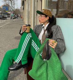 Oversized Shirt Outfit Street Style, Green Adidas Pants, Adidas Track Pants Outfit, Kelly Green Pants, Adidas Sweatpants Outfit, Oversized Shirt Outfit, 2024 Fits