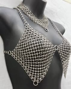 Chainmaille Harness, Chainmail Harness, Chainmail Bra, Body Chain Jewelry Outfit, Chainmail Glove, Chainmail Clothing, Chainmaille Jewelry Patterns, Chain Clothes, Lace Weave