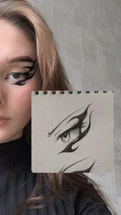 Graphic Liner Black, Hot Eyeliner, Artistic Eyeliner, Eyeliner Grafico, Black And White Eyeliner, Anime Eye Makeup, Graphic Eyeliner