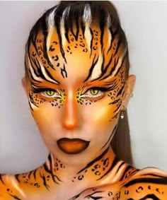 Tiger Makeup, Makeup For Halloween, Halloweenský Makeup, Makeup Gallery, Animal Makeup, Alat Makeup, Cool Halloween Makeup, Makeup Face Charts